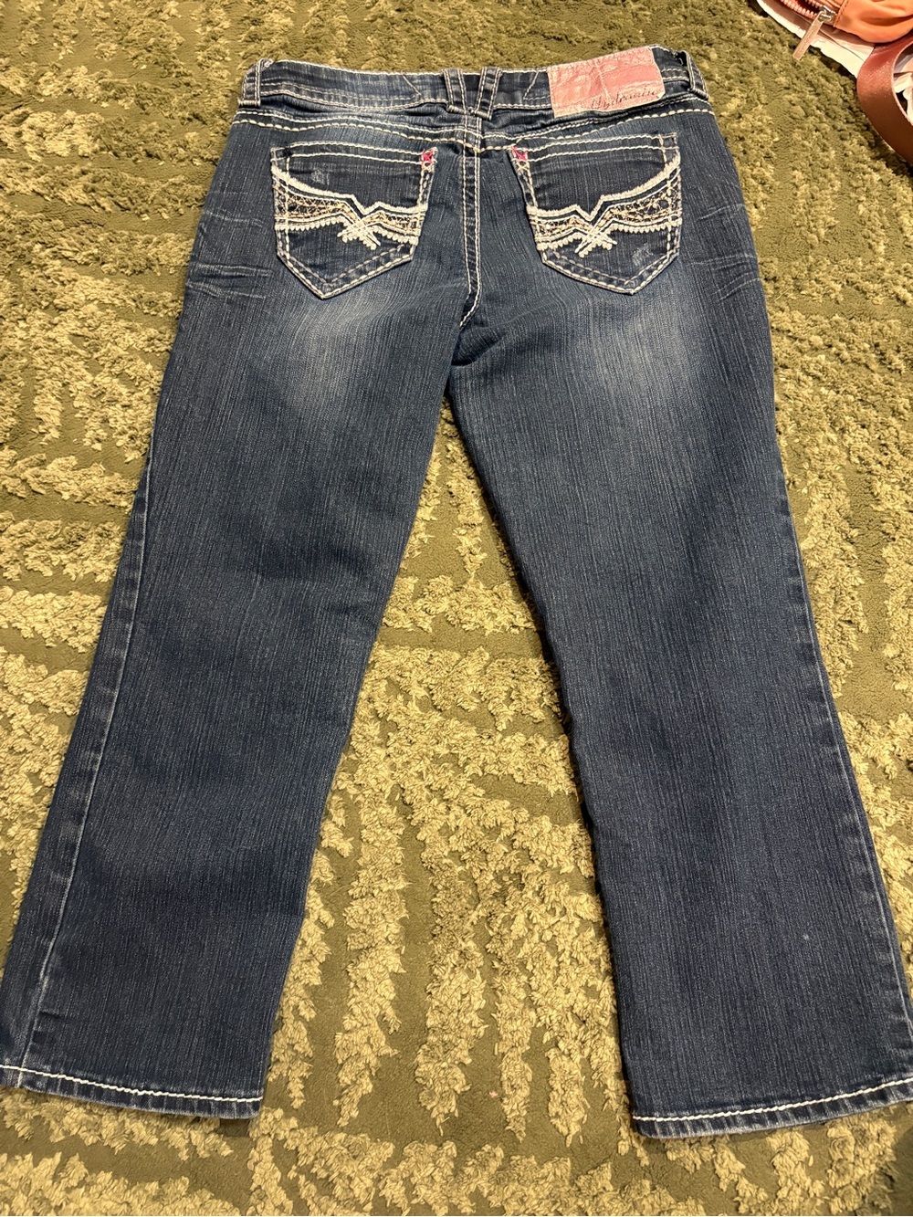 Hydraulic y2k Dark Blue Women's Jean Capri with Embroidered Back Pockets